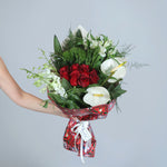 Load image into Gallery viewer, All Eyes on Love Hand Bouquet