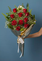 Load image into Gallery viewer, Classy In Gold Flower Bouquet