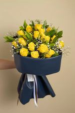 Load image into Gallery viewer, Sunny Sky Hand Bouquet