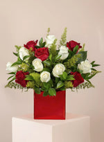 Load image into Gallery viewer, Eros Flower Box