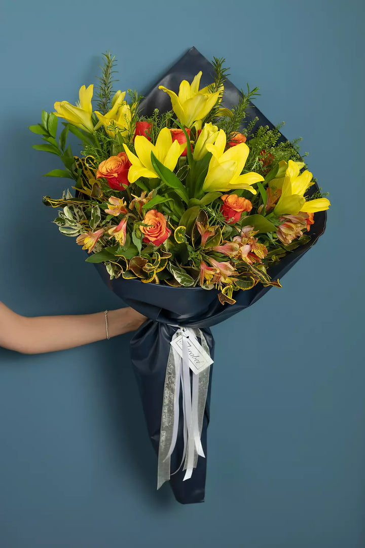 Here Comes The Sun Flower Bouquet