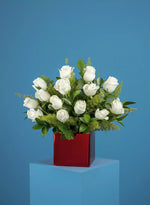 Load image into Gallery viewer, White Heart Flower Box