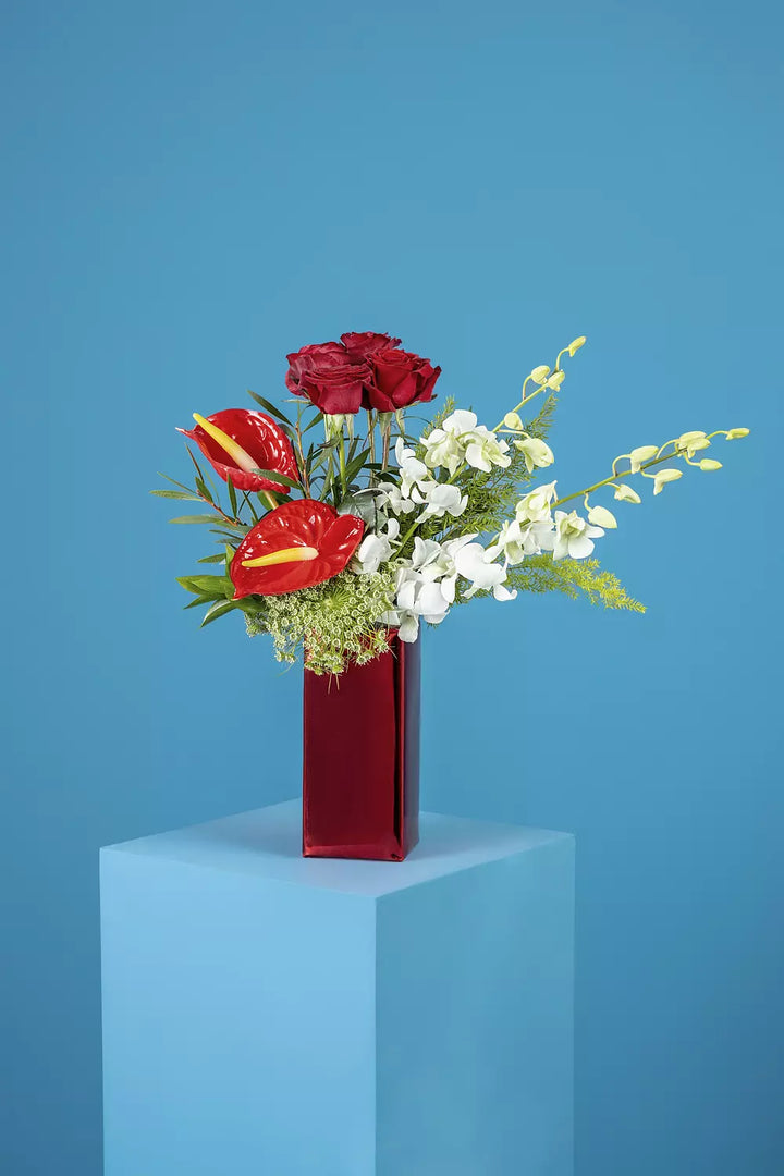 Flash of Love Flower Box